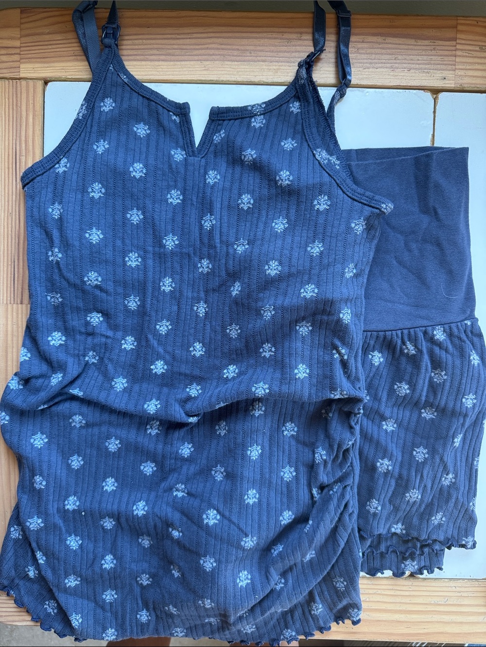 Old navy- Navy Blue Floral Ribbed Tank and Shorts Set (maternity)